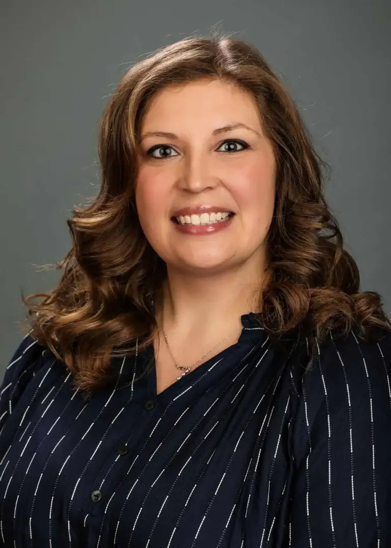 Advanced Urgent Care Aesthetics Team KrystleGalloway 768x1075