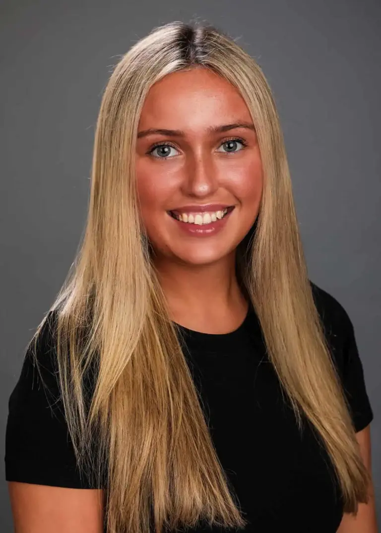 Advanced Urgent Care Aesthetics Team RavenSkirvin 768x1075